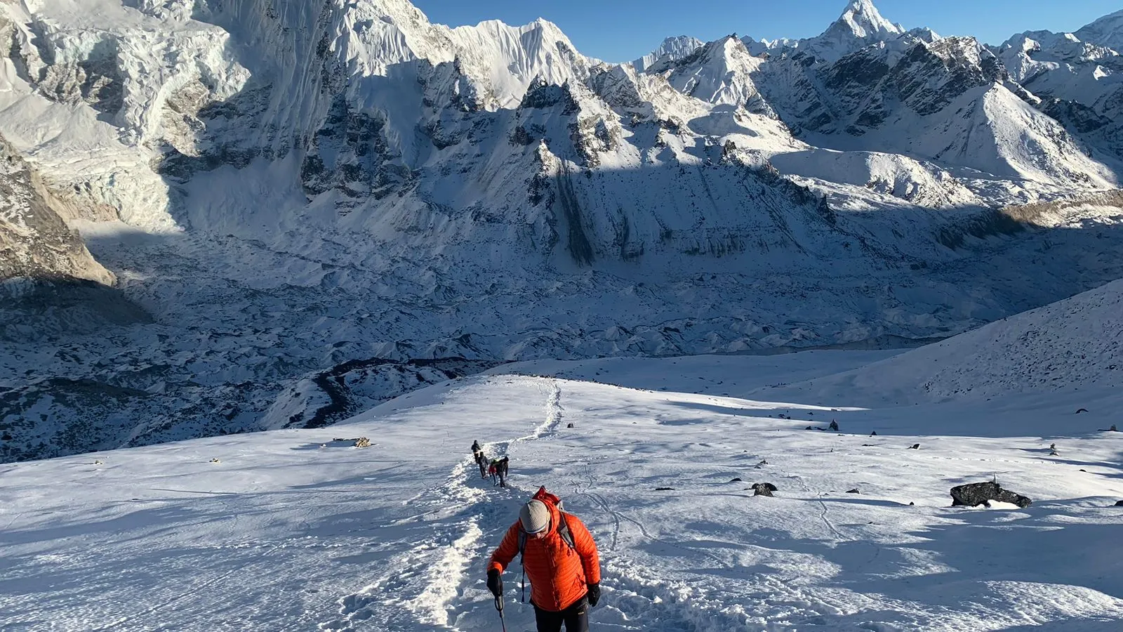 How hard everest base camp trek